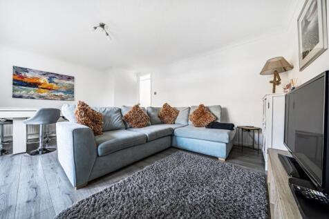 Living Room/ Dining Room