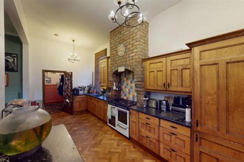 Laurel Road, Kitchen