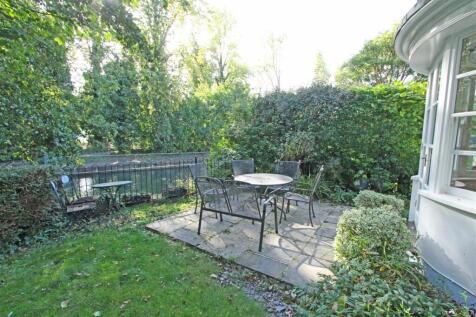 IMG_6387 patio river.jpg