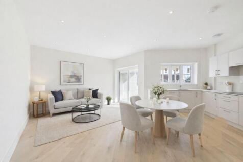Dining : Kitchen : Lounge .jpg