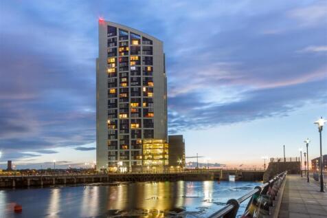 2-bed flat on Alexandra Tower, Princes Parade, Liverpool, £1,050/mo