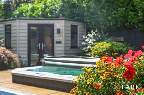 HT-LARK-StAlbans-...