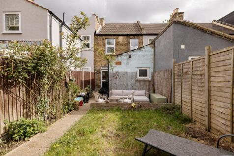 Vansittart Road, E7