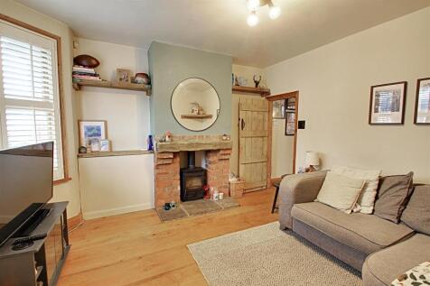 Living Room.jpg
