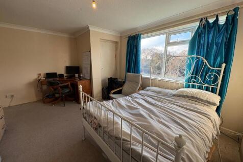 PHOTO-2025-12-02-...