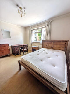 Double Room (3)