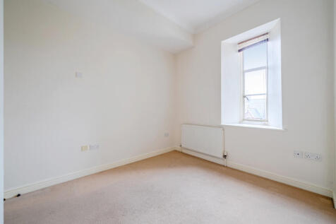 1363106-6-68f5f54...