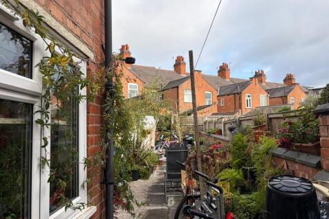 WhatsApp Image 20...