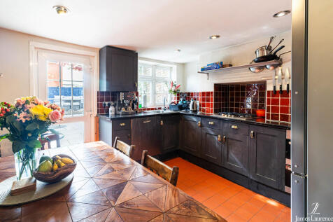 Ryland Road, Edgbaston. 3 bedroom end of terrace house for sale