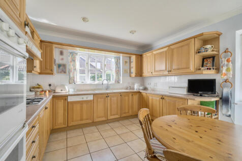 1356081-16-68d13b...