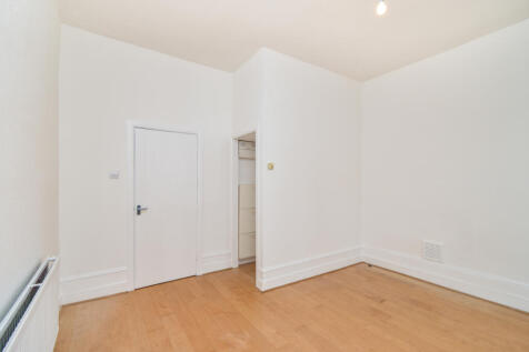 Limes Grove, Lewisham, London, SE13 photo 4