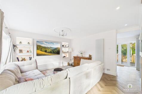 Living Room Pic 1