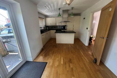 Ty Fry Road, Rumney, Cardiff photo 5