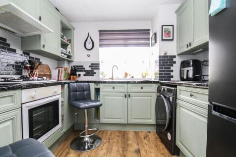 Southampton, SO18 - property photo