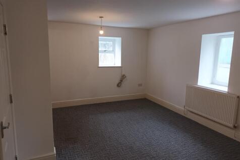 Commercial Row, Pembroke Dock, Pembrokeshire photo 3