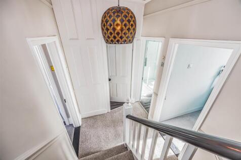 10 Kenilworth Road, Southsea-Smalll-PorticoMarketi