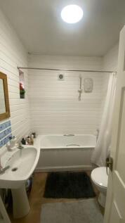 34 Moorland Avenue, Leeds, West Yorkshire, LS6 photo 3