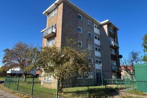 7 dARCY hOUSE fRONT pIC.jpg