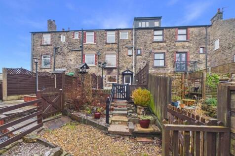 CAM03145G0-PR0478-STILL017.jpg