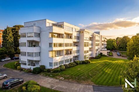 Hendon Hall Court