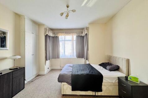 carltom avenue  (...
