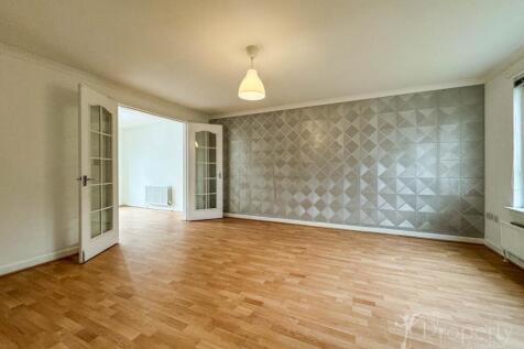 James Murdie Gardens, Hamilton, South Lanarkshire, ML3 photo 3