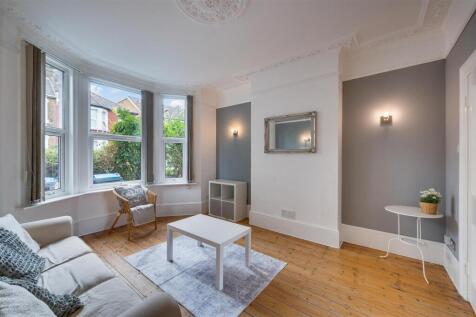 Daniels_17a, Lansdowne Grove Neasden, London, NW10