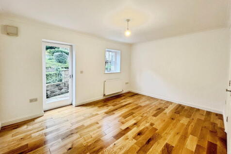 Woodcote Fold, Goose Eye, Oakworth, Keighley, BD22 0QG photo 4