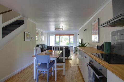 Kitchen Dining Living room 
