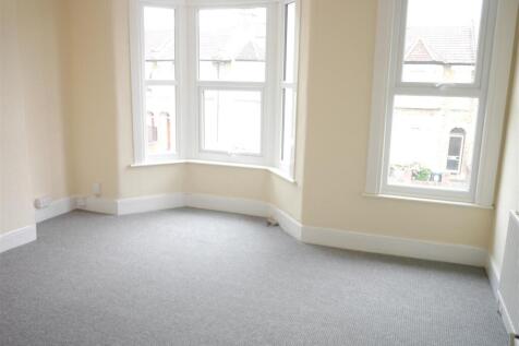 Malta Road, Leyton, London, E10 photo 4