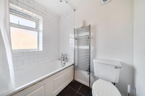 1381738-12-691c4b...