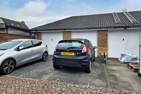 Garage &amp; Parking