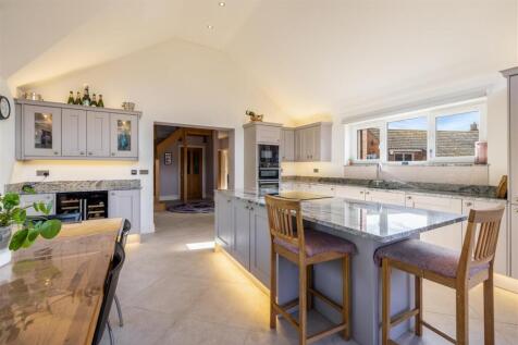 Kitchen / Day Room