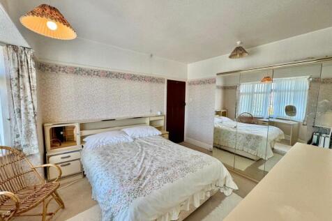 PHOTO-2025-10-07-08-08-20 (6).jpg