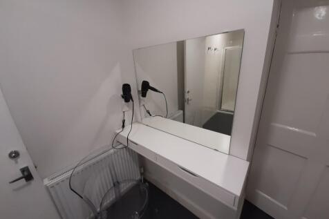 Office to rent Image 12
