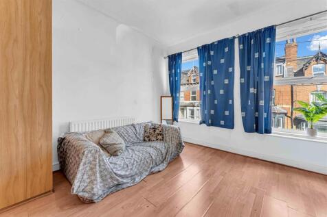 Hessle Mount, Leeds photo 5