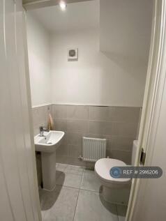 Brook Rise, Morley, Leeds, LS27 photo 4