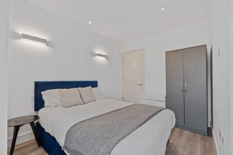 Akron House, New Horizons Court, Brentford, Hounslow photo 3