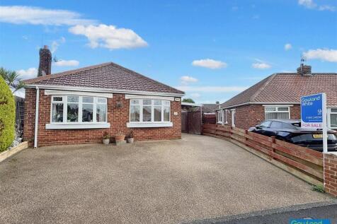 Stockton-on-tees, TS19 - property photo