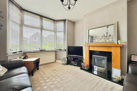 66, Crown Hills Avenue, LE5 4HE