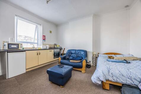 21 Norwich Avenue...