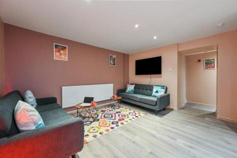 Room 7 16 Wood Road, Pontypridd photo 5