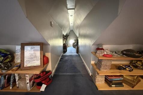 OCCASIONAL ATTIC ROOM