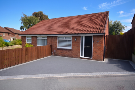 Exeter Avenue, Radcliffe, M26