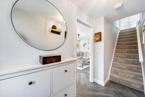 4 MOOR PARK WAY-29.jpg