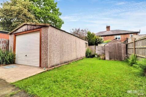 Kingsway South, Latchford, Warrington photo 3