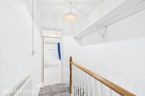 CAM01953G0-PR0142...