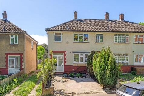 Queen Adelaide Road-13.JPG