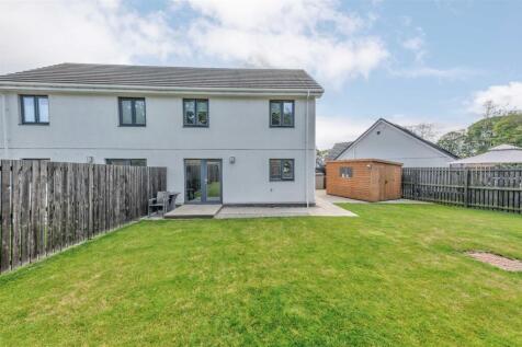 12 Greenfield Crescent Dundee-17.JPG