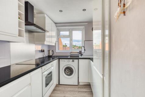 Blagreaves Avenue, Littleover, Derby photo 4